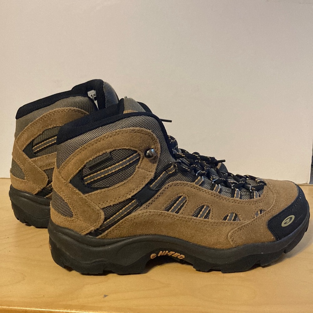 Hi-Tec Men’s Boots